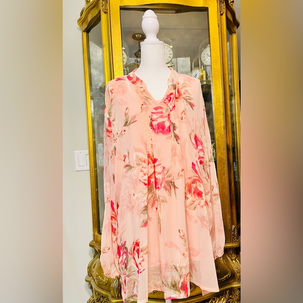 Sheer pink Floral Tunic And Tank Top